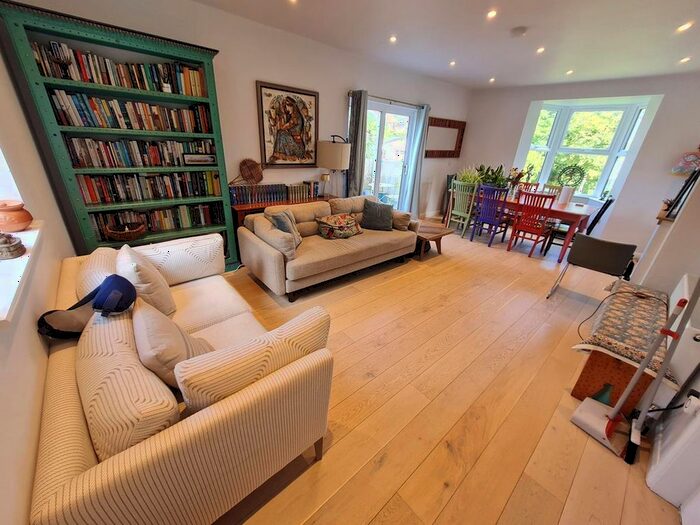 4 Bedroom Detached House For Sale In Laflouder Lane, Mullion, Helston, TR12