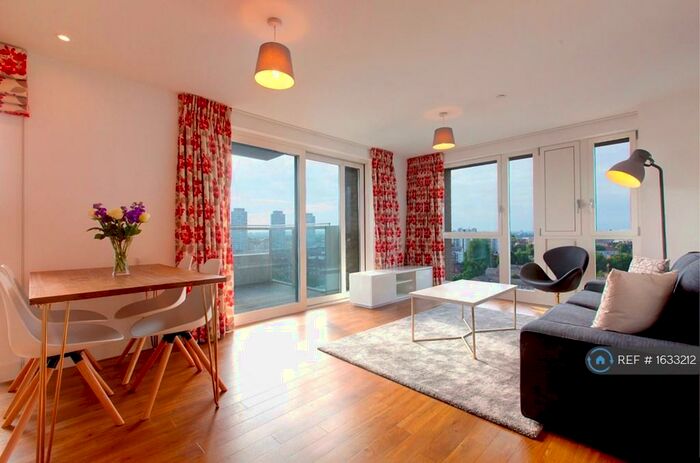 3 Bedroom Flat To Rent In Marner Point, London, E3