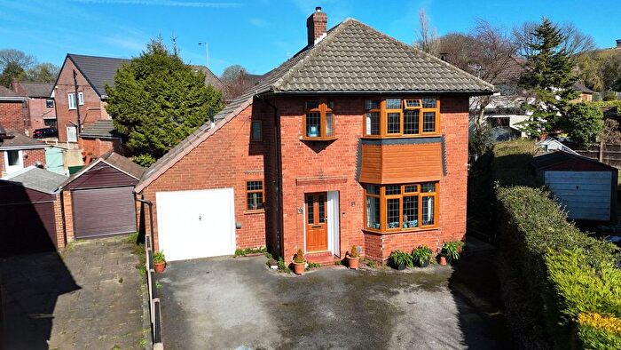 3 Bedroom Detached House For Sale In Ash Way, Stoke-On-Trent, ST2