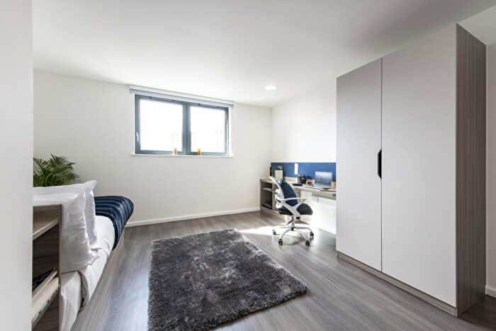 1 Bedroom Private Hall To Rent In Hollis Croft - En-suite Gold, S1