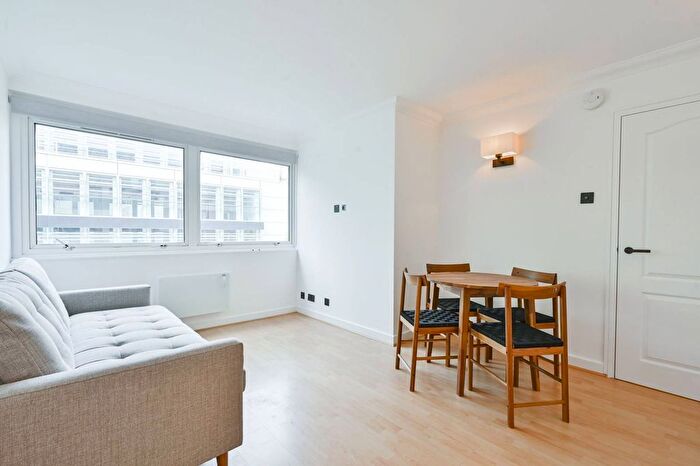 2 Bedroom Flat To Rent In Fitzroy Street, Fitzrovia, London, W1T