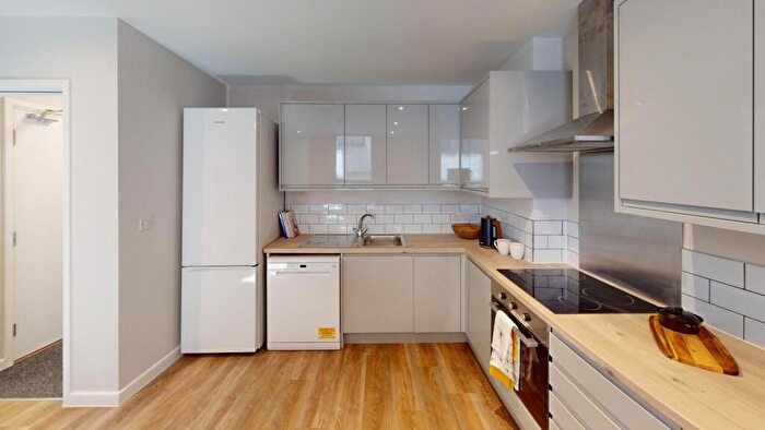 1 Bedroom House To Rent In Fitzhardinge House, Tailors Court, Bristol, BS1