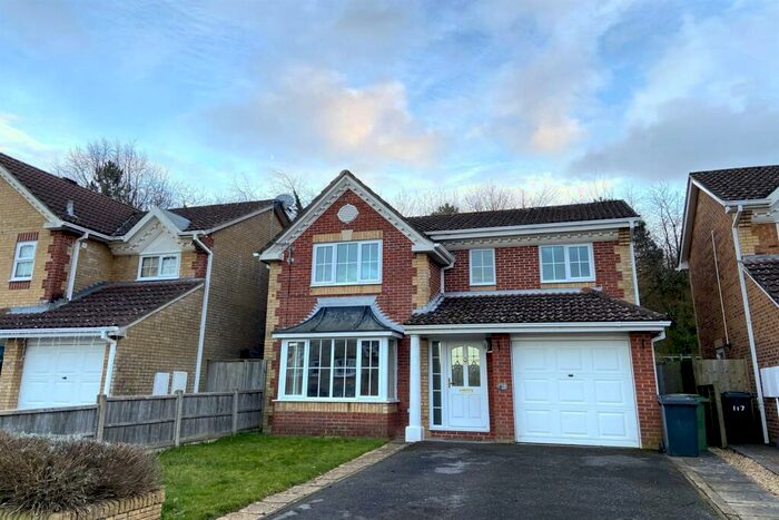4 Bedroom Detached House To Rent In Hatch Warren, Basingstoke, RG22