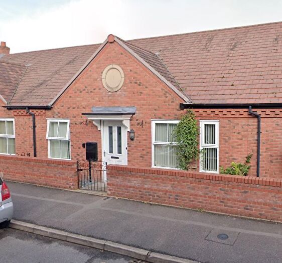 2 Bedroom Bungalow To Rent In Hornbeam Close, Nuneaton, CV10