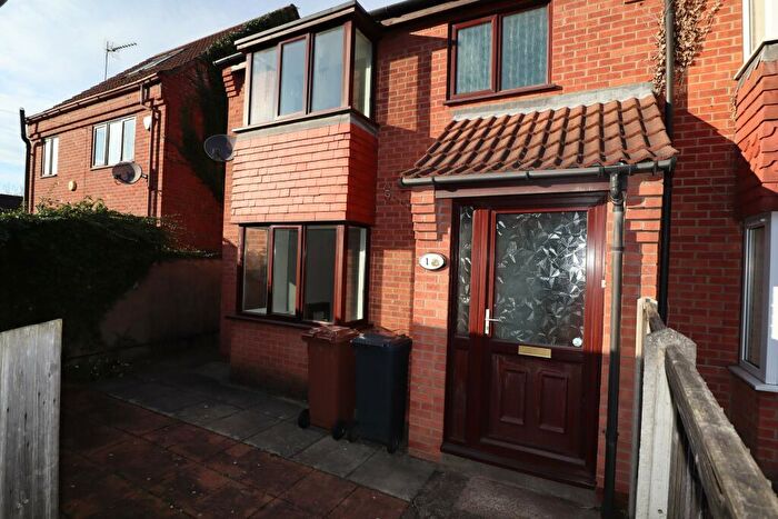 3 Bedroom Mews To Rent In Cecil Mews, Lincoln, LN1