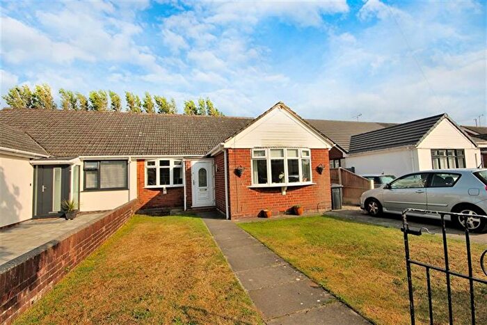 3 Bedroom Bungalow To Rent In Park Road, Liverpool, L37