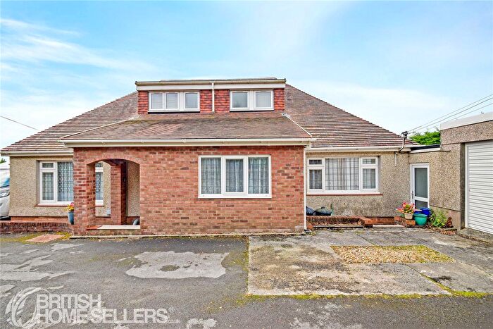 4 Bedroom Bungalow For Sale In Graig, Burry Port, Carmarthenshire, SA16