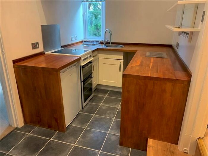 1 Bedroom Flat To Rent In Derby Road, Bournemouth, BH1