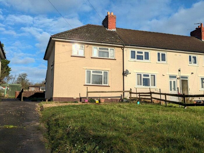 3 Bedroom End Of Terrace House For Sale In Top Street, Pilton, Pilton, BA4