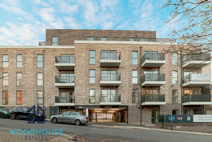 2 Bedroom Flat To Rent In Hermitage Lane, London, NW2