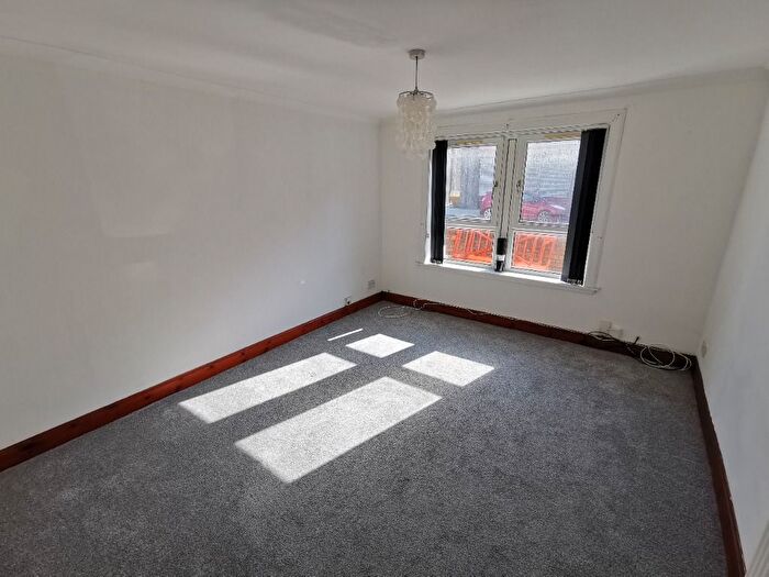 1 Bedroom Flat To Rent In Randolph Street, Leven, KY8