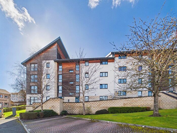 2 Bedroom Flat For Sale In Morris Court, Perth, PH1
