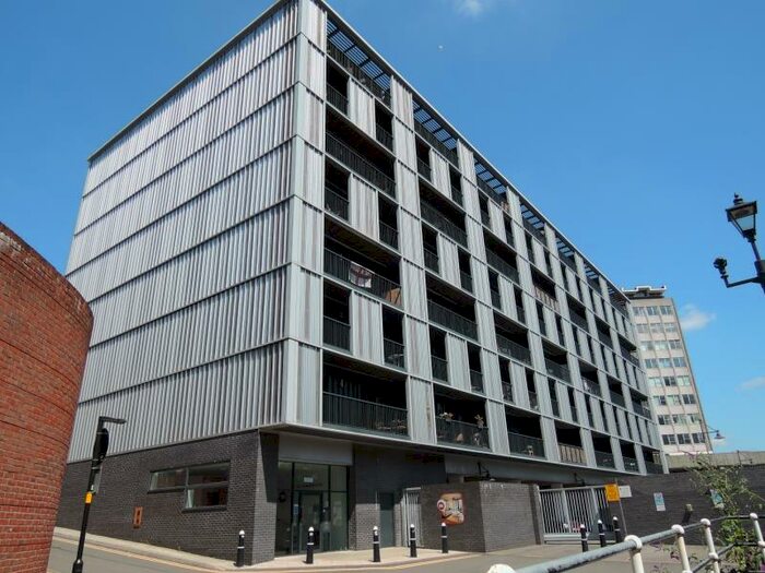 Apartment To Rent In The Hub, Clive Passage, B4