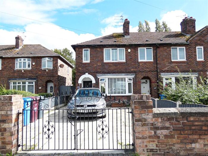 2 Bedroom End Of Terrace House For Sale In Manley Road, Huyton, Liverpool, L36