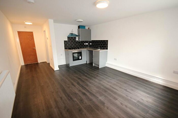 1 Bedroom Flat To Rent In Green Street, Staffordshire, Burton Upon Trent, DE14