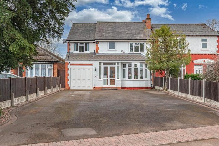 4 Bedroom Detached House For Sale In Scribers Lane, Birmingham, West Midlands, B28