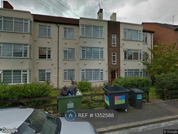 2 Bedroom Flat To Rent In Jubilee Court, Dartford, DA1