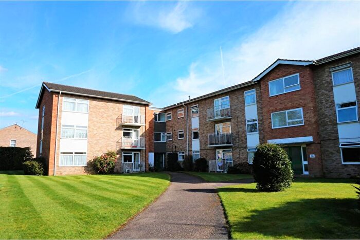 2 Bedroom Flat To Rent In Bath Road, Reading, RG1