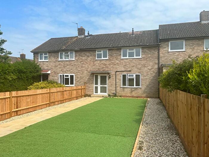 3 Bedroom House To Rent In South Ham, Basingstoke, RG22