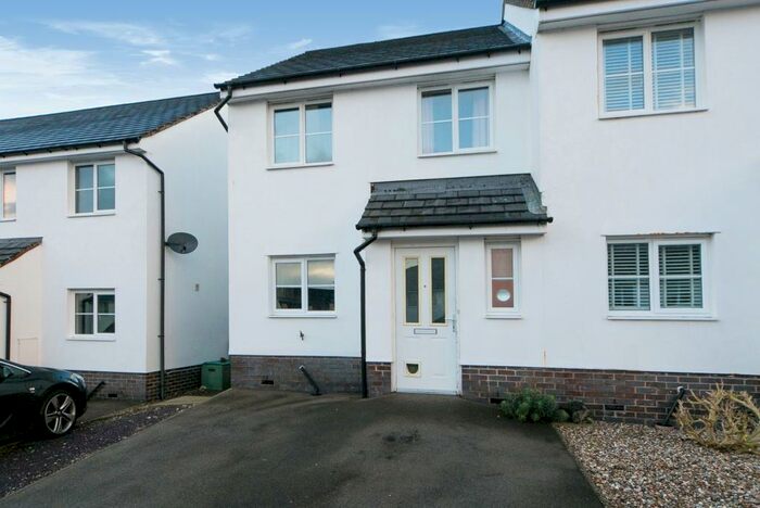 3 Bedroom Semi-Detached House For Sale In Maes Y Goron, Lixwm, Holywell, Flintshire, CH8