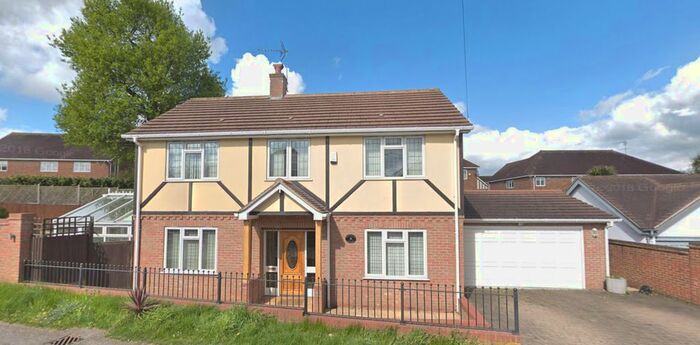 3 Bedroom Detached House To Rent In Burton Lane, Goffs Oak, Waltham Cross, EN7
