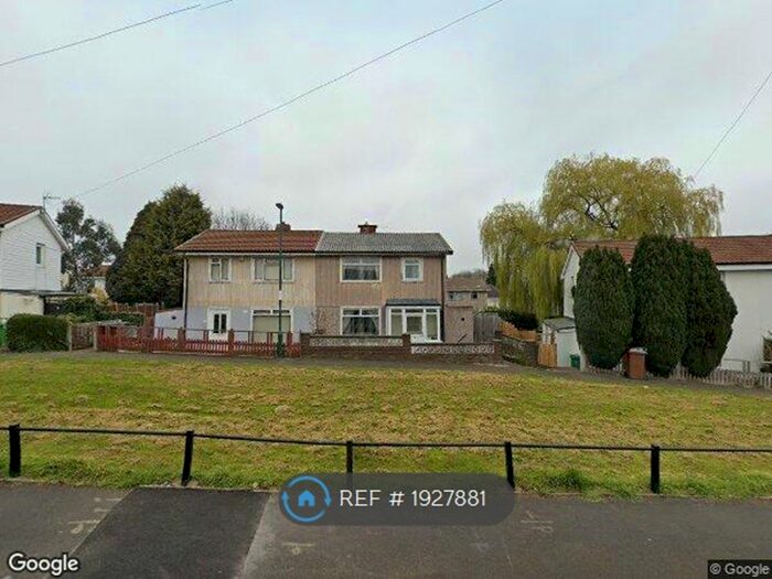 3 Bedroom Semi-Detached House To Rent In Melford Road, Nottingham, NG8