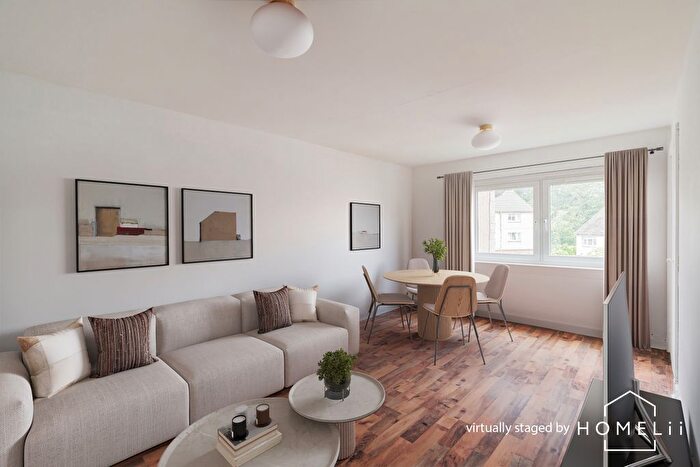 2 Bedroom Flat For Sale In / Ardshiel Avenue, Edinburgh, EH4