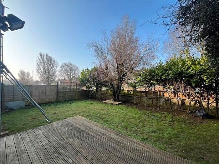 1 Bedroom Flat To Rent In Dyke Road, Brighton, BN1