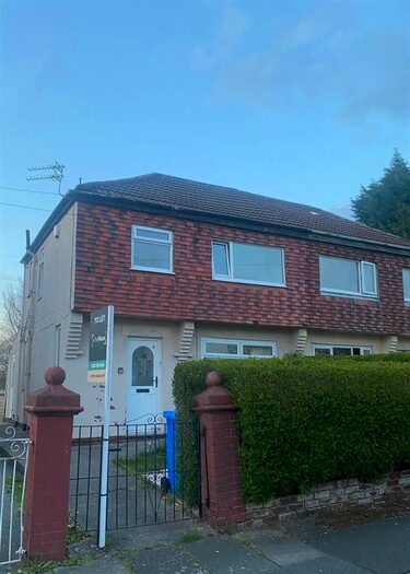 3 Bedroom Property To Rent In Chestnut Avenue, Droylsden, Manchester, M43