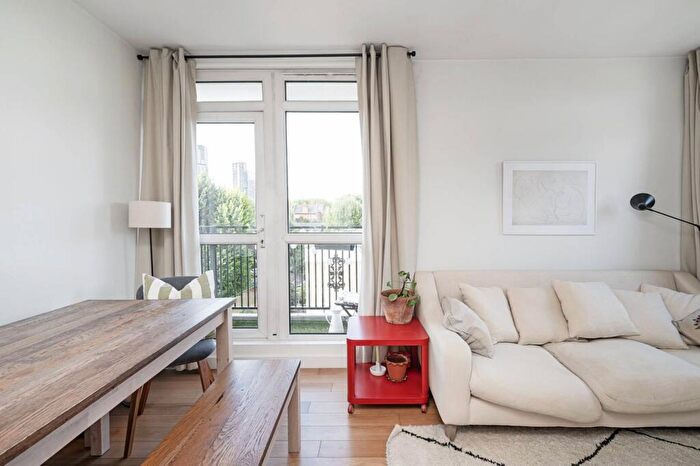 1 Bedroom Flat For Sale In Columbia Road, Shoreditch, London, E2