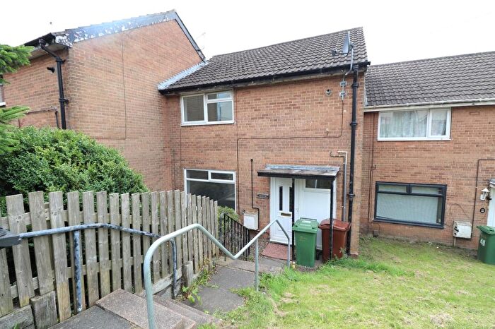 2 Bedroom Detached House To Rent In Farrow Vale, Leeds, West Yorkshire, LS12