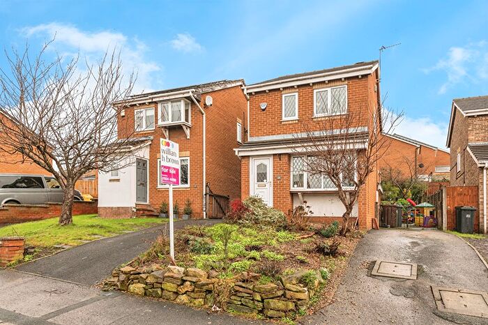 3 Bedroom Detached House For Sale In Heath Road, Dewsbury, WF12