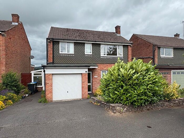 3 Bedroom Detached House For Sale In Peak View Drive, Ashbourne, Derbyshire, DE6
