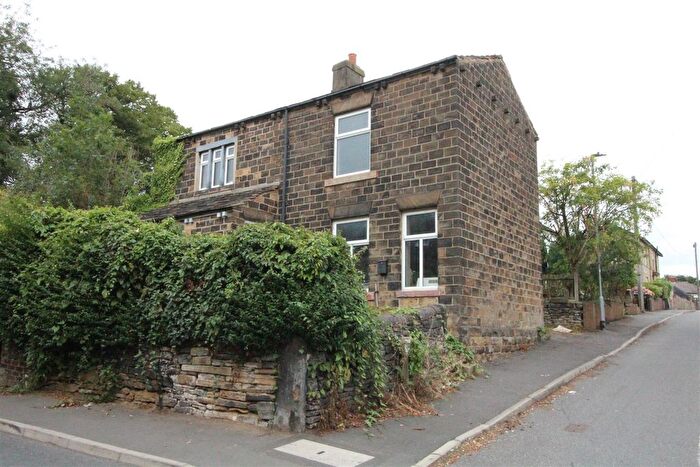 3 Bedroom Detached House For Sale In Healey Lane, Batley, WF17