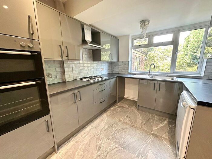 5 Bedroom Property To Rent In Hallam Grange Rise, Sheffield, S10