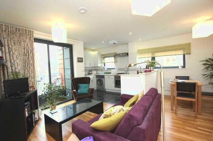 1 Bedroom Apartment To Rent In Inigo Jones House, Gill Street, E14