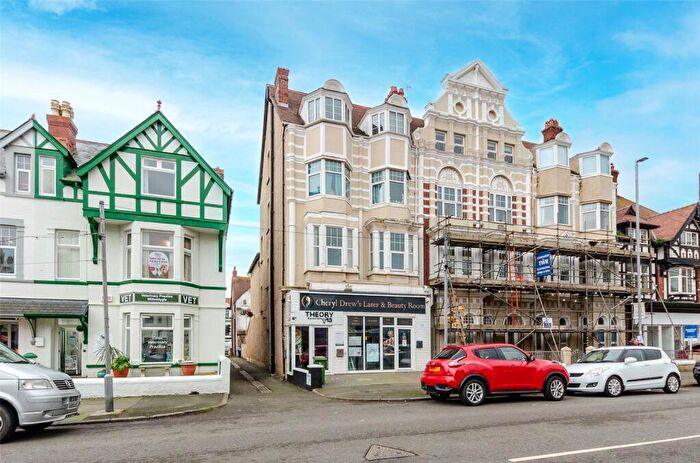 1 Bedroom Apartment For Sale In Mostyn Avenue, Llandudno, Conwy, LL30