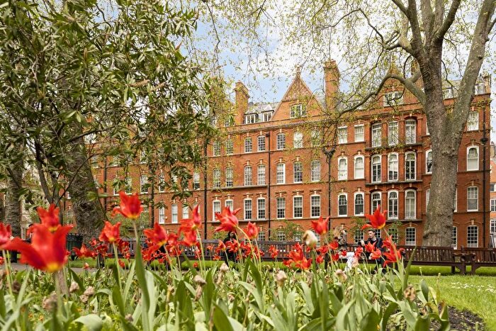 2 Bedroom Flat For Sale In Mount Street, Mayfair, W1K