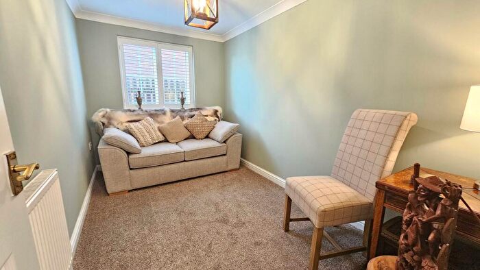 2 Bedroom Detached Bungalow For Sale In Maple Grove, Heckington, NG34