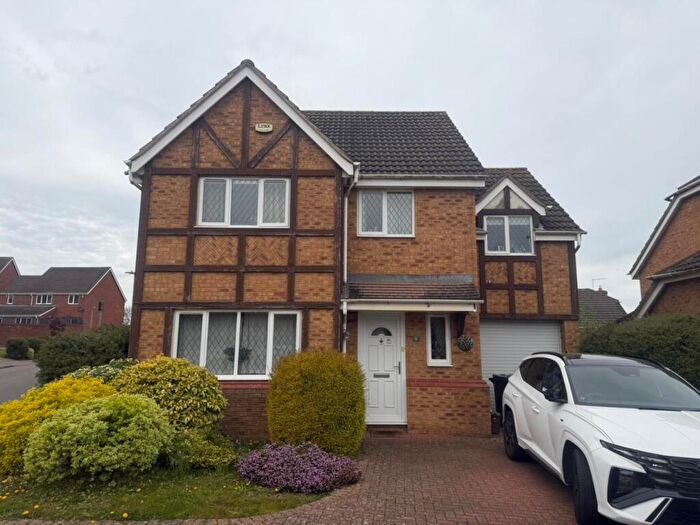 4 Bedroom Detached House To Rent In Rowley Way, Kingsthorpe, Northampton, NN2