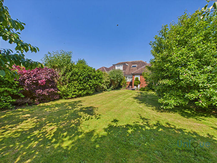 3 Bedroom Bungalow For Sale In Folkestone Road, Lytham St. Annes, FY8