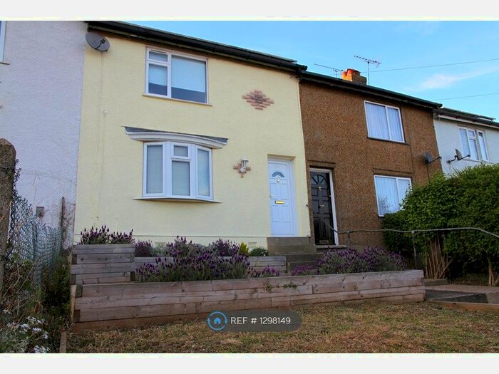 3 Bedroom Terraced House To Rent In Willow Road, Dartford DA1