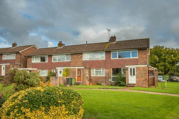 2 Bedroom End Of Terrace House For Sale In Hurstshaw Gardens, Vines Cross, Heathfield, East Sussex, TN21
