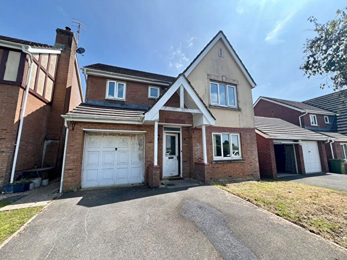 4 Bedroom Detached House For Sale In Golwg Y Tywyn, Burry Port, Llanelli, SA16