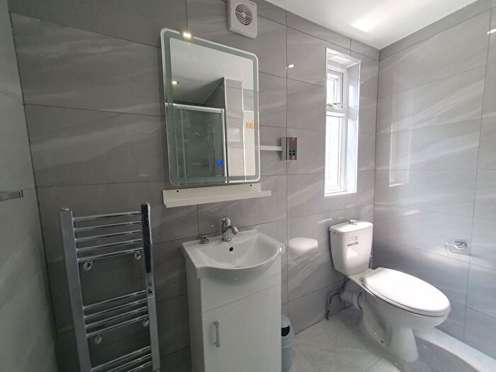 5 Bedroom Property To Rent In Astbury Road, London, SE15