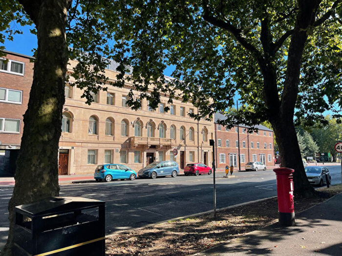 2 Bedroom Apartment To Rent In Rockingham House, Bennetthorpe, Doncaster, South Yorkshire, DN2