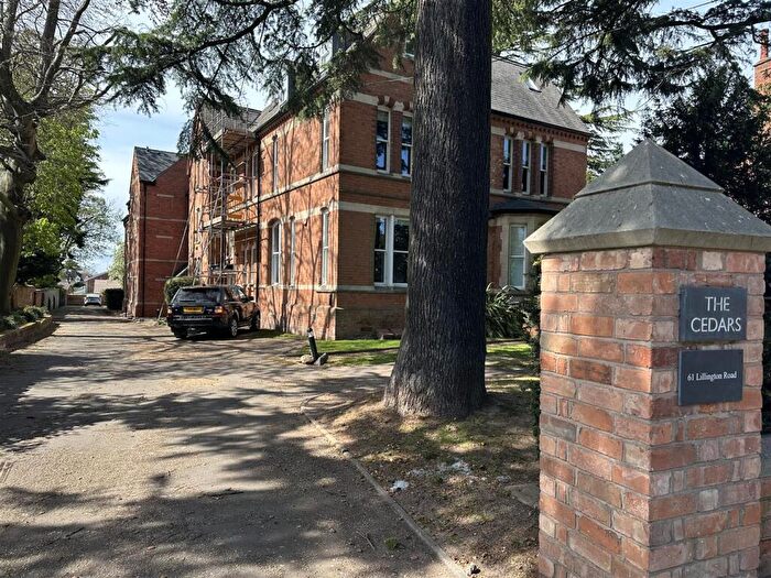 2 Bedroom Apartment For Sale In Lillington Road, Leamington Spa, CV32