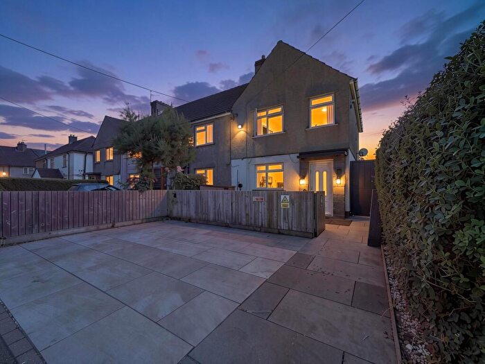 3 Bedroom Semi-Detached House For Sale In Maple Street, Pontypridd, CF37