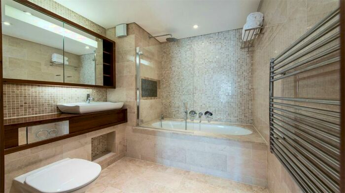 2 Bedroom Apartment To Rent In Park View Residence, Baker Street, London, NW1