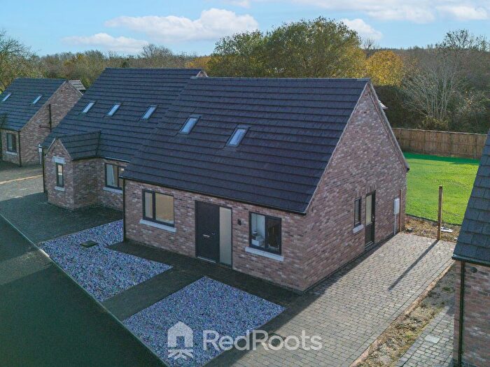 3 Bedroom Detached House For Sale In Long Pasture Drive, Norton, Doncaster, South Yorkshire, DN6